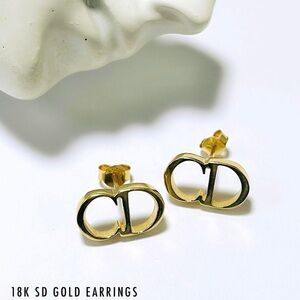 Real 18k saudi gold stud earrings